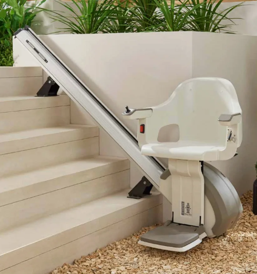 Access-HomeGlide The Access HomeGlide Outdoor stairlift