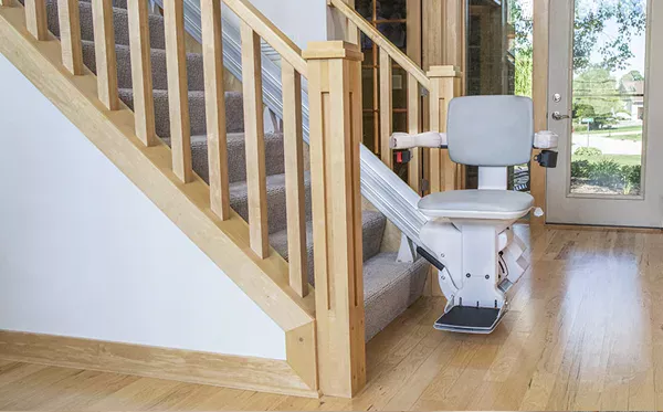 bruno-straight Bruno Elite Straight stairlift