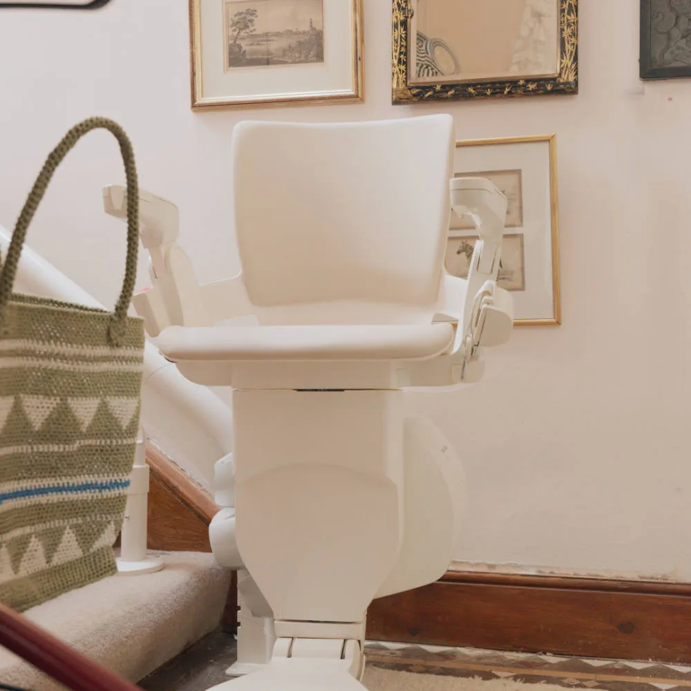 Still 2025 11 07 100941 1.117 stairlift